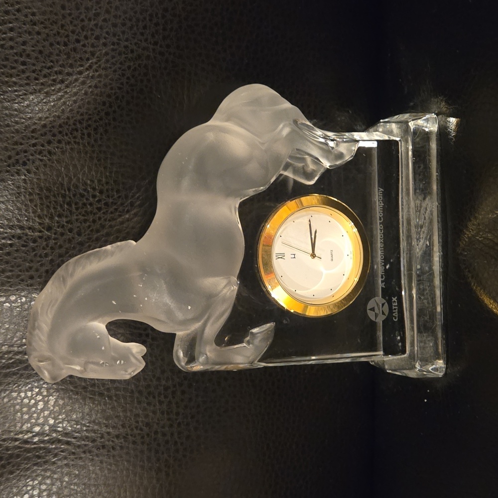 HOYA Elegant Frosted Glass Horse Clock with Gold Trim